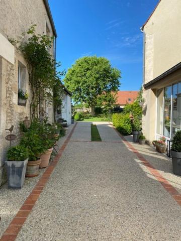 Bed and Breakfast La Maison Des Buis Falaise  Exterior foto