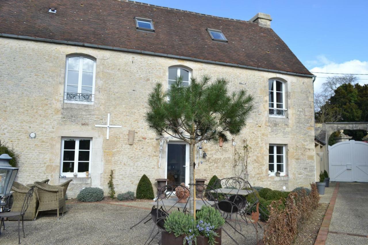 Bed and Breakfast La Maison Des Buis Falaise  Exterior foto